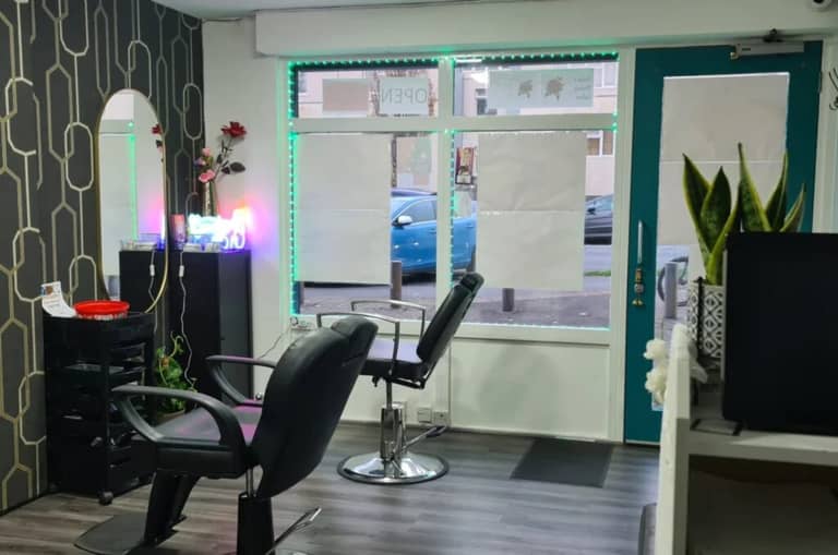 Rosie's Beauty Salon photo 3