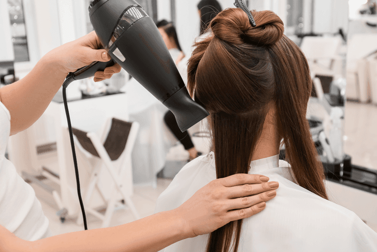 Sellys hair and beauty photo 2