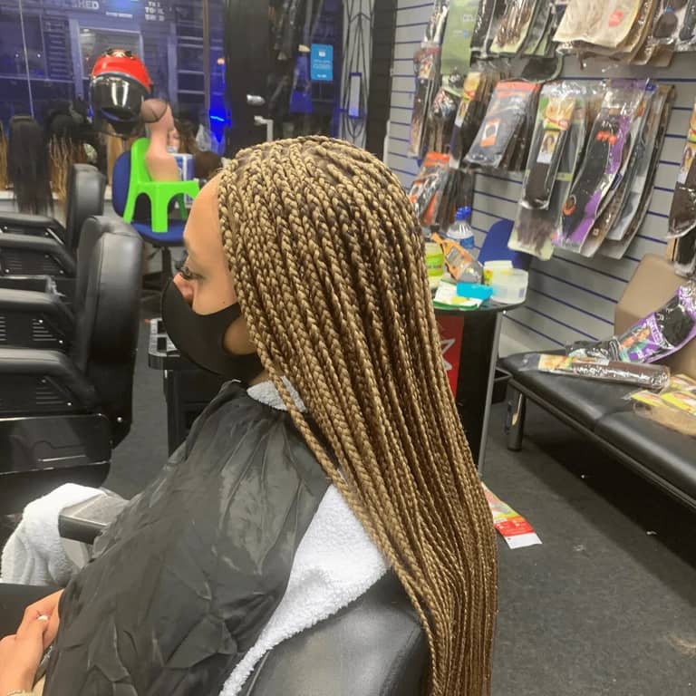 London Braid Beauty Salon photo 4