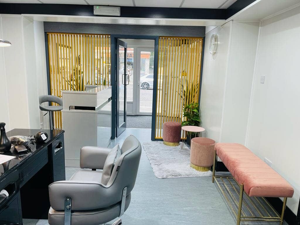 V&F Beauty Lounge