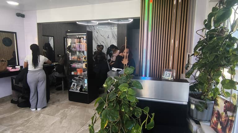 WUB Hair Studio photo 2